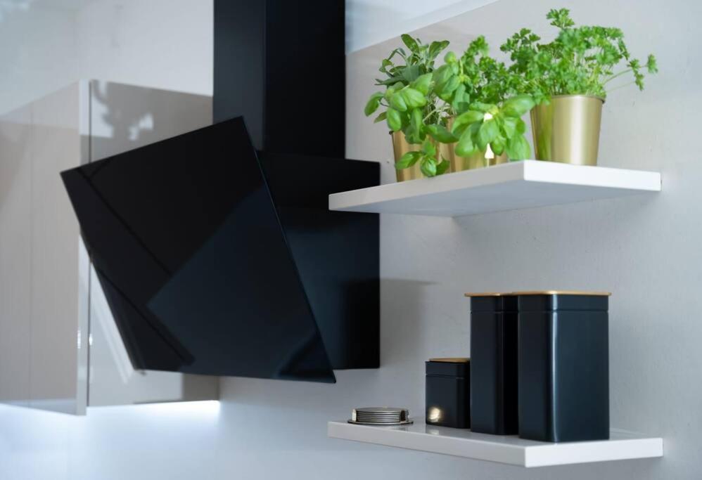 Capsula Luxury Apartment Ουμάγκ Εξωτερικό φωτογραφία