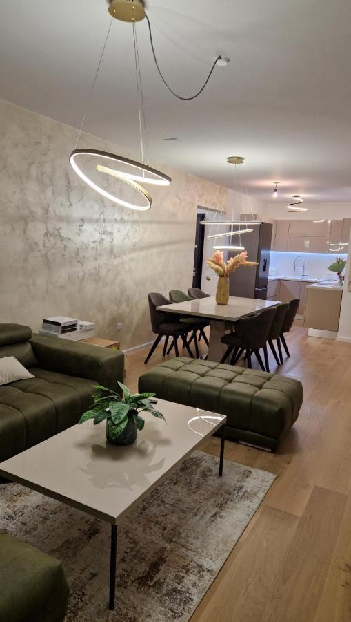 Capsula Luxury Apartment Ουμάγκ Εξωτερικό φωτογραφία
